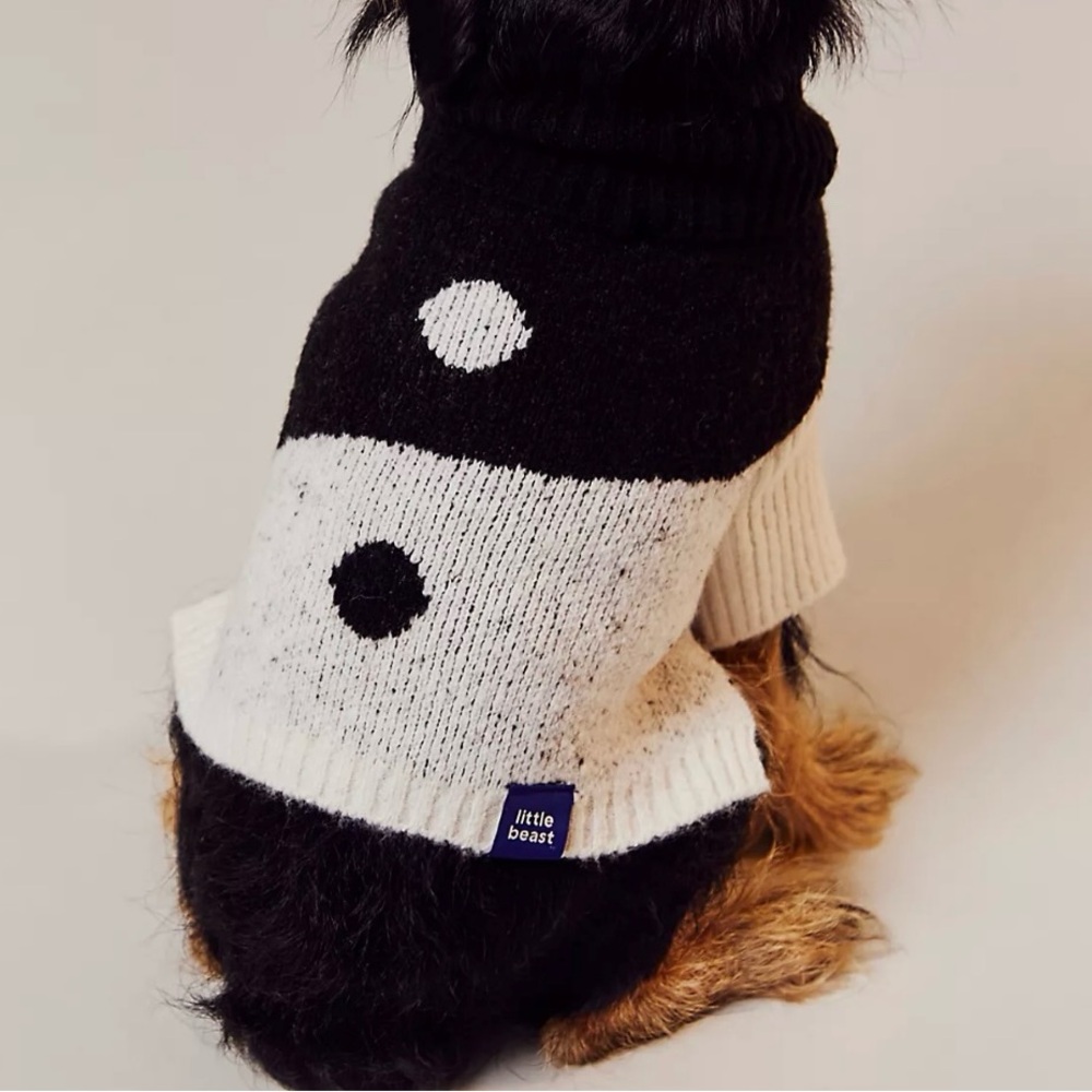 Little Beast U + Me Sweater Size XS Black Ying Yang